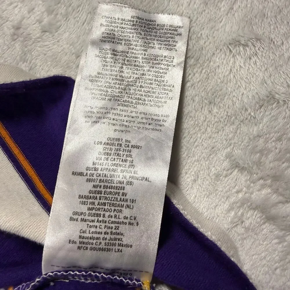 Vintage Guess  purple, white, and Gold Tee Size M - Picture 5 of 7